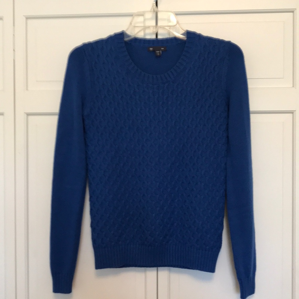 Gap Sweater